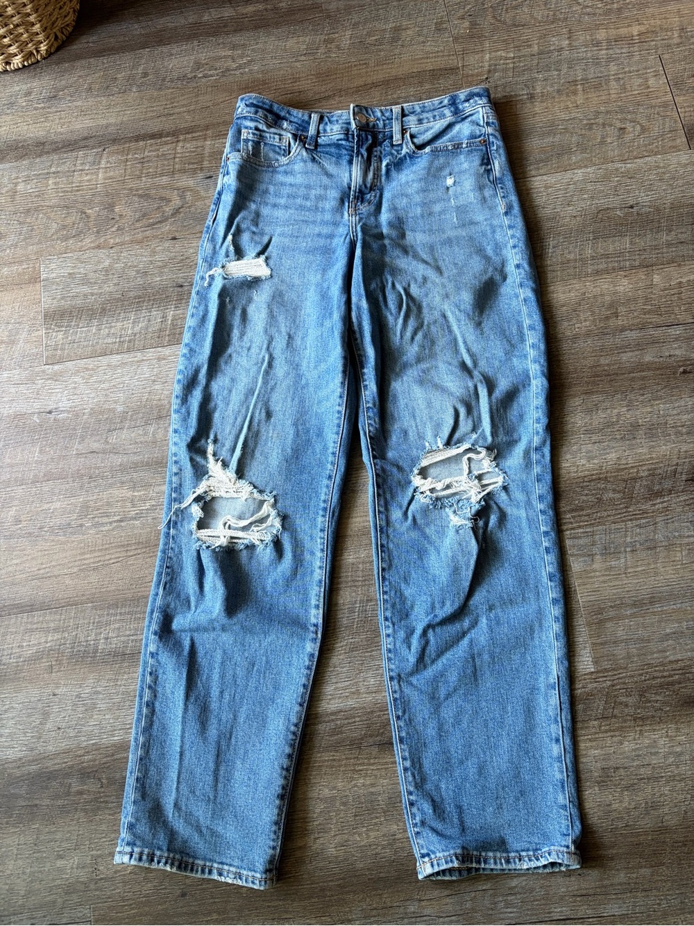 Women’s Distressed High Waisted Blue Jeans